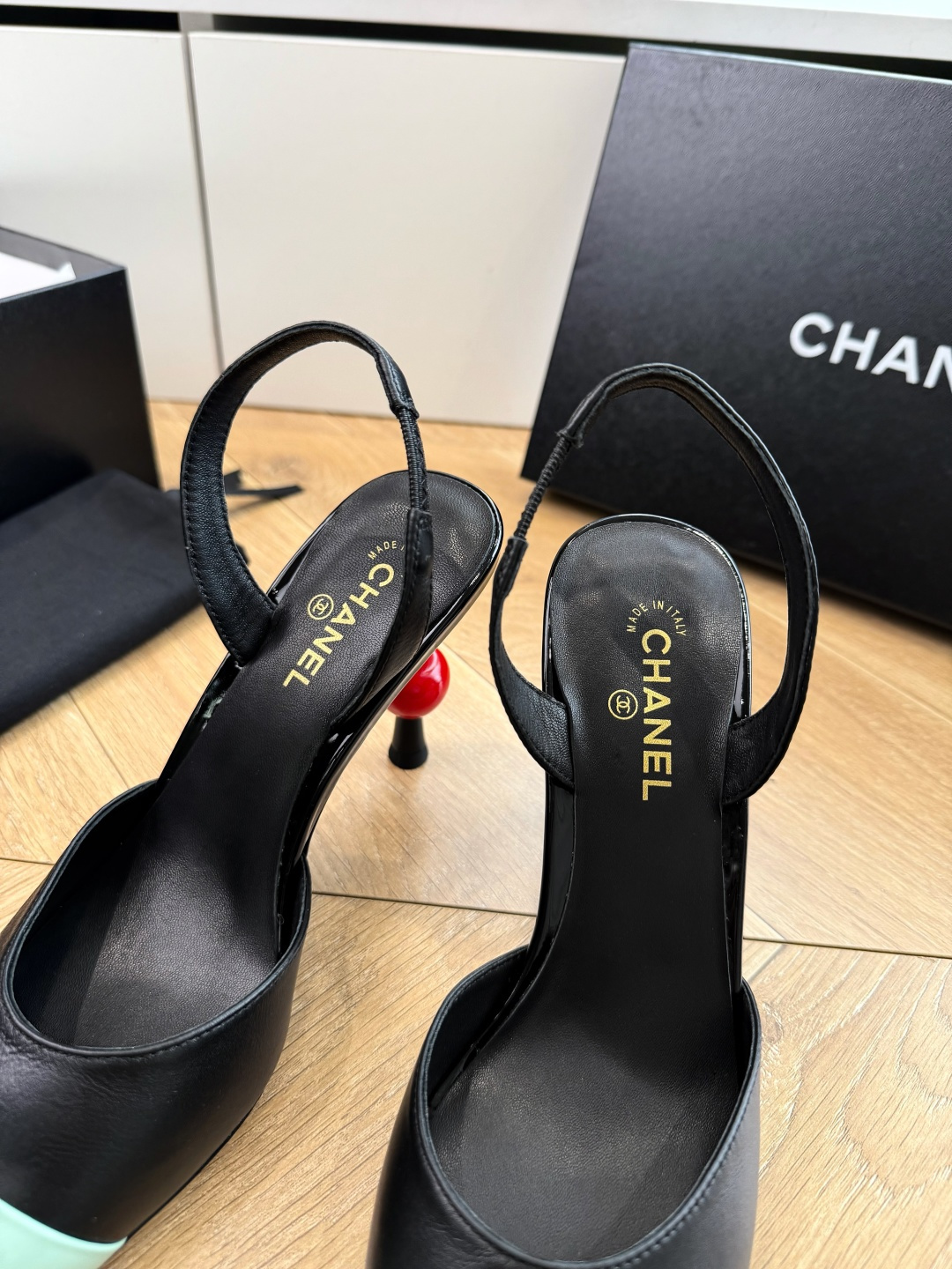 G238😀CHANEL* 香奈儿小香2026专柜同步新款高跟鞋单鞋凉鞋极简设计 超好搭配的日常款、无论高