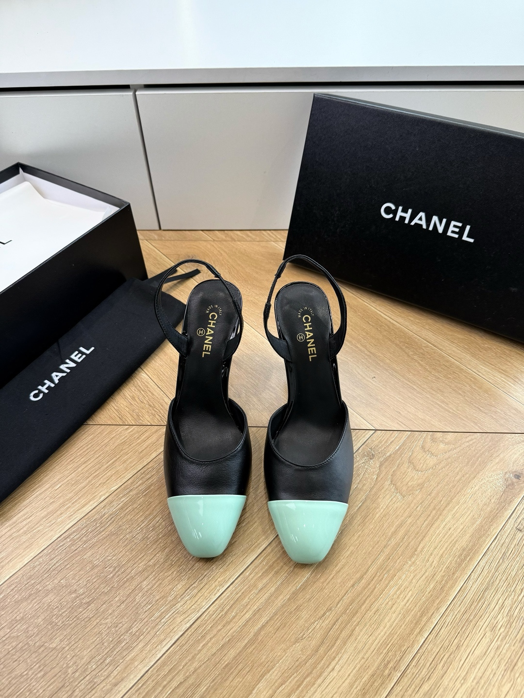 G238😀CHANEL* 香奈儿小香2026专柜同步新款高跟鞋单鞋凉鞋极简设计 超好搭配的日常款、无论高