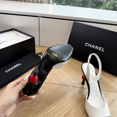 G238😀CHANEL* 香奈儿小香2026专柜同步新款高跟鞋单鞋凉鞋极简设计 超好搭配的日常款、无论高 G238😀CHANEL* 香奈儿小香2026专柜同步新款高跟鞋单鞋凉鞋极简设计 超好搭配的日常款、无论高