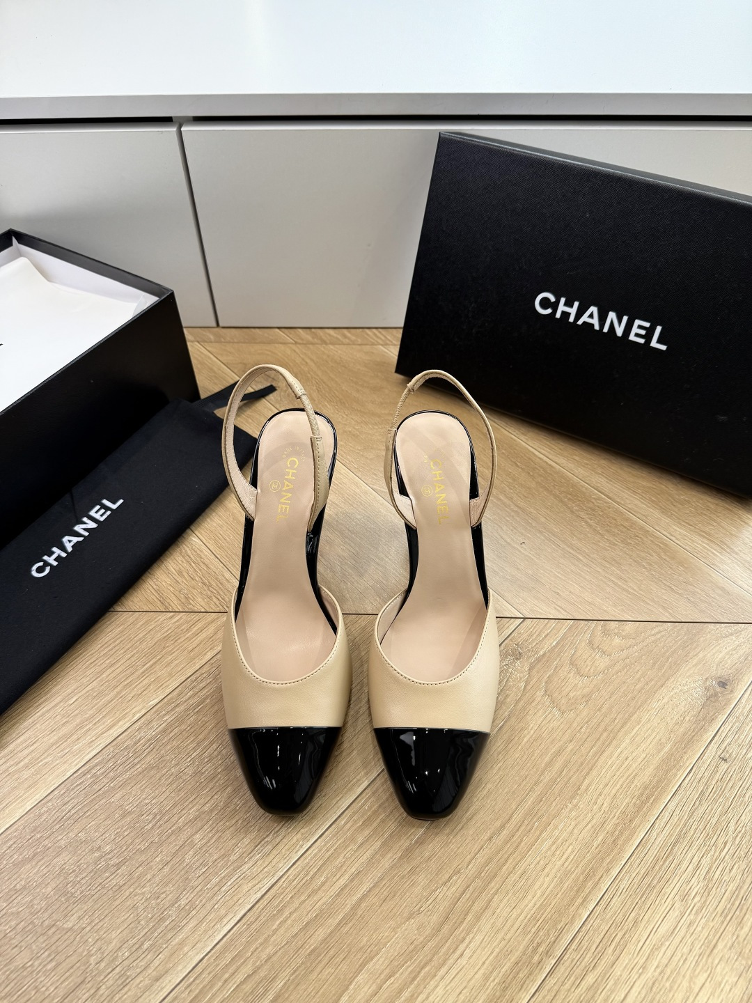 G238😀CHANEL* 香奈儿小香2026专柜同步新款高跟鞋单鞋凉鞋极简设计 超好搭配的日常款、无论高