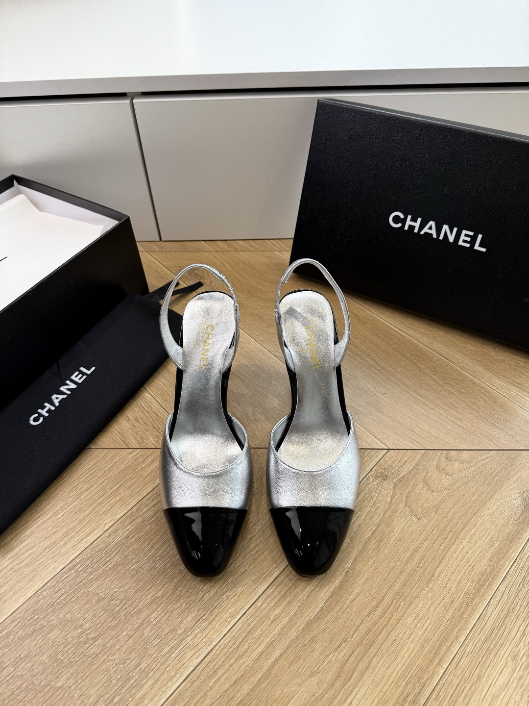 G238😀CHANEL* 香奈儿小香2026专柜同步新款高跟鞋单鞋凉鞋极简设计 超好搭配的日常款、无论高