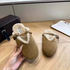 所见即所得G241代购级别原版购入法国一线奢侈品牌ALAIA 阿莱亚秋冬天真的要来咯!羊羔绒鞋~ Alaia奶呼呼的秋冬 所见即所得G241代购级别原版购入法国一线奢侈品牌ALAIA 阿莱亚秋冬天真的要来咯!羊羔绒鞋~ Alaia奶呼呼的秋冬