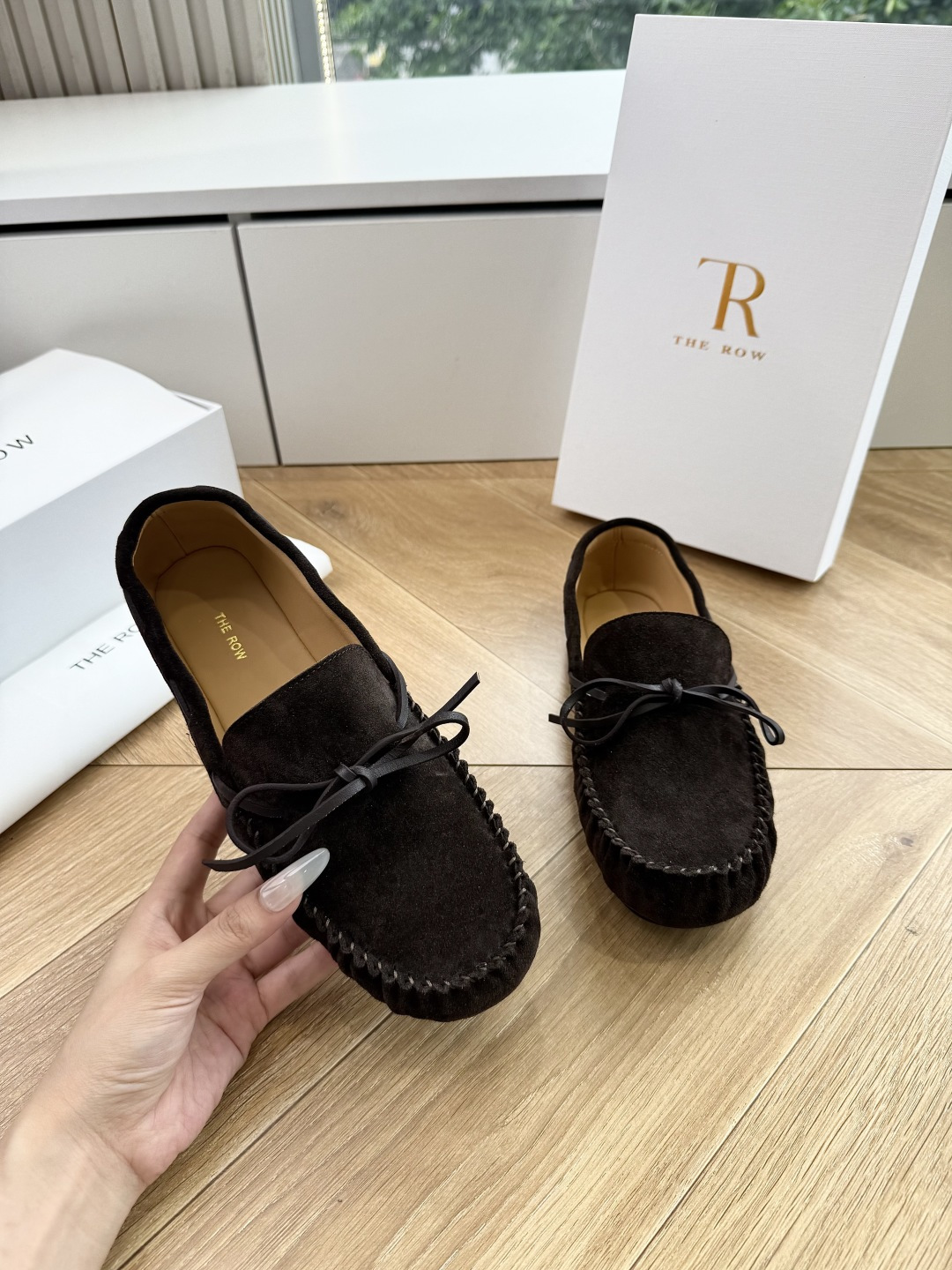 G679代购级别the roe单鞋一定要收了它 有一丢高级又简约的感觉其实除了好看以外它的舒适度真的是好