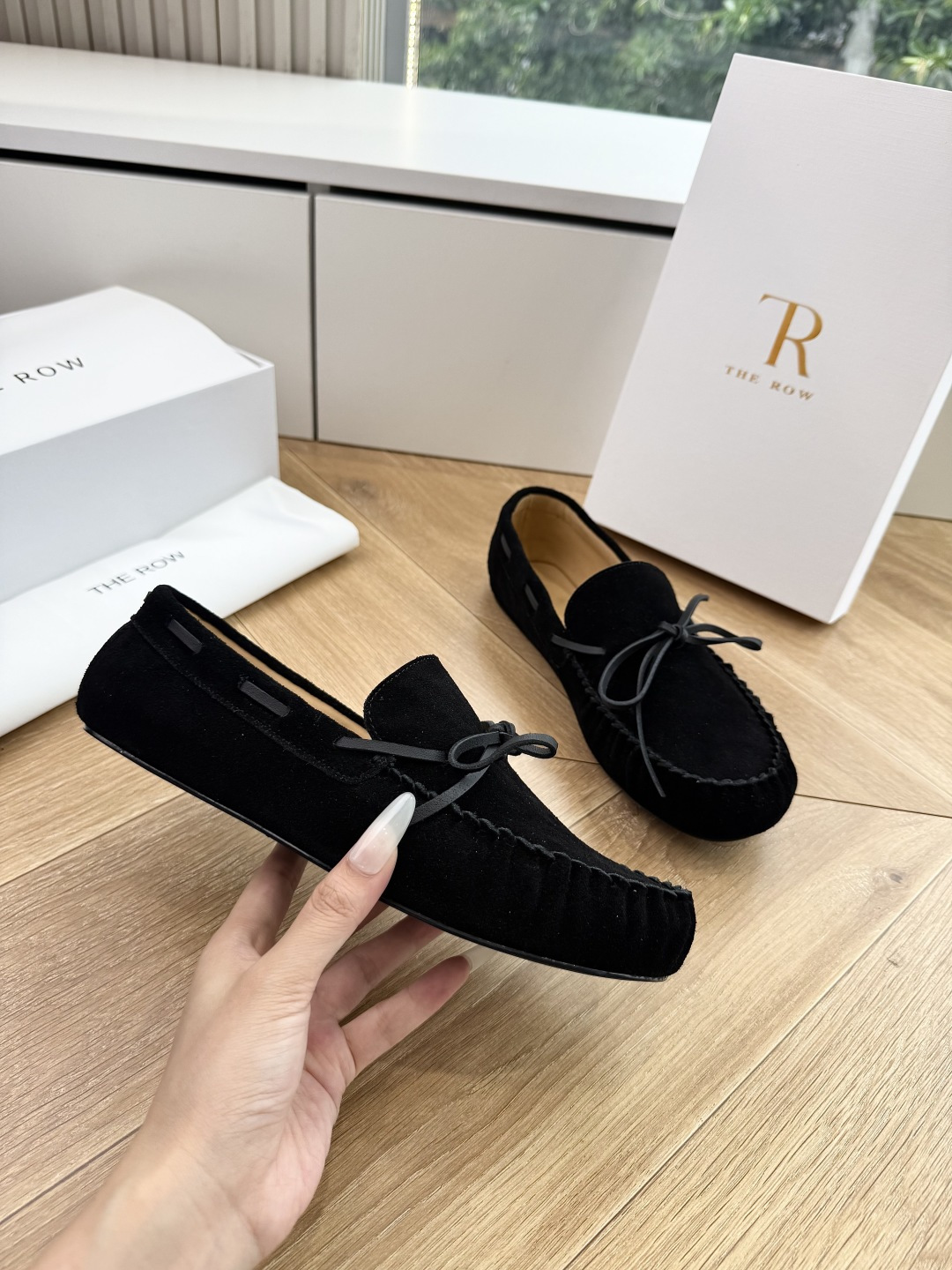 G679代购级别the roe单鞋一定要收了它 有一丢高级又简约的感觉其实除了好看以外它的舒适度真的是好