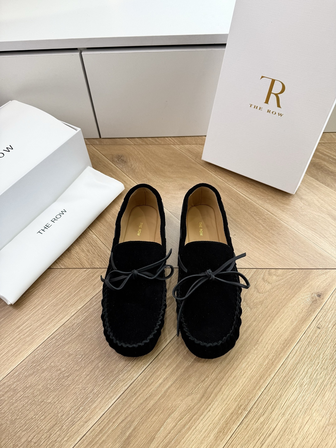 G679代购级别the roe单鞋一定要收了它 有一丢高级又简约的感觉其实除了好看以外它的舒适度真的是好