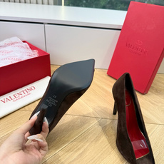 G289VALENTINO华伦天奴经典凉鞋单鞋春夏VLOGO SIGNATURE鞋型线条流畅.版型超赞上 G289VALENTINO华伦天奴经典凉鞋单鞋春夏VLOGO SIGNATURE鞋型线条流畅.版型超赞上