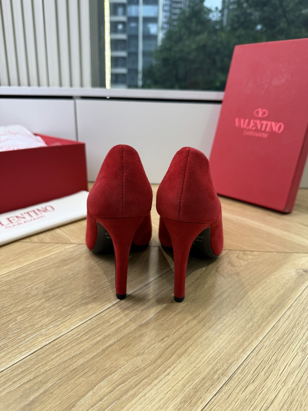 G289VALENTINO华伦天奴经典凉鞋单鞋春夏VLOGO SIGNATURE鞋型线条流畅.版型超赞上