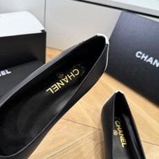 G988😀CHANEL* 香奈儿小香2026专柜同步新款高跟鞋单鞋极简设计 超好搭配的日常款、无论高度 G988😀CHANEL* 香奈儿小香2026专柜同步新款高跟鞋单鞋极简设计 超好搭配的日常款、无论高度