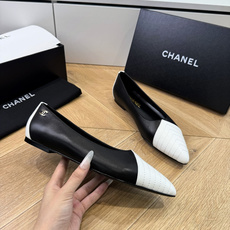 G988😀CHANEL* 香奈儿小香2026专柜同步新款高跟鞋单鞋极简设计 超好搭配的日常款、无论高度 G988😀CHANEL* 香奈儿小香2026专柜同步新款高跟鞋单鞋极简设计 超好搭配的日常款、无论高度