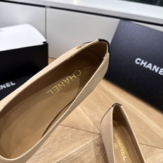 G988😀CHANEL* 香奈儿小香2026专柜同步新款高跟鞋单鞋极简设计 超好搭配的日常款、无论高度 G988😀CHANEL* 香奈儿小香2026专柜同步新款高跟鞋单鞋极简设计 超好搭配的日常款、无论高度