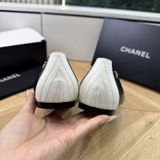 G988😀CHANEL* 香奈儿小香2026专柜同步新款高跟鞋单鞋极简设计 超好搭配的日常款、无论高度 G988😀CHANEL* 香奈儿小香2026专柜同步新款高跟鞋单鞋极简设计 超好搭配的日常款、无论高度
