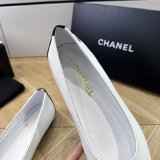 G988😀CHANEL* 香奈儿小香2026专柜同步新款高跟鞋单鞋极简设计 超好搭配的日常款、无论高度 G988😀CHANEL* 香奈儿小香2026专柜同步新款高跟鞋单鞋极简设计 超好搭配的日常款、无论高度