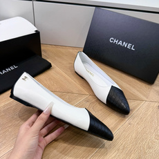 G988😀CHANEL* 香奈儿小香2026专柜同步新款高跟鞋单鞋极简设计 超好搭配的日常款、无论高度 G988😀CHANEL* 香奈儿小香2026专柜同步新款高跟鞋单鞋极简设计 超好搭配的日常款、无论高度