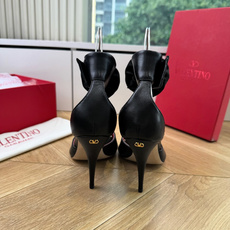 G289VALENTINO华伦天奴经典凉鞋单鞋春夏VLOGO SIGNATURE鞋型线条流畅.版型超赞上 G289VALENTINO华伦天奴经典凉鞋单鞋春夏VLOGO SIGNATURE鞋型线条流畅.版型超赞上