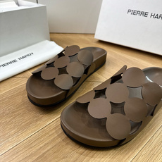 G009顶级品质Pierre hardy26ss 居家休闲 网红同款镂空沙滩平底百搭拖鞋春夏值得入手的简 G009顶级品质Pierre hardy26ss 居家休闲 网红同款镂空沙滩平底百搭拖鞋春夏值得入手的简
