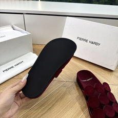 G009顶级品质Pierre hardy26ss 居家休闲 网红同款镂空沙滩平底百搭拖鞋春夏值得入手的简 G009顶级品质Pierre hardy26ss 居家休闲 网红同款镂空沙滩平底百搭拖鞋春夏值得入手的简
