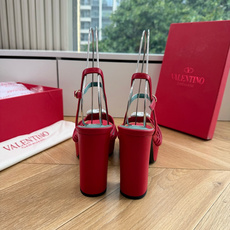 G289VALENTINO华伦天奴经典凉鞋单鞋春夏VLOGO SIGNATURE鞋型线条流畅.版型超赞上 G289VALENTINO华伦天奴经典凉鞋单鞋春夏VLOGO SIGNATURE鞋型线条流畅.版型超赞上