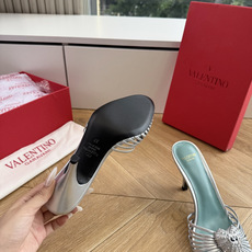 G289VALENTINO华伦天奴经典凉鞋单鞋春夏VLOGO SIGNATURE鞋型线条流畅.版型超赞上 G289VALENTINO华伦天奴经典凉鞋单鞋春夏VLOGO SIGNATURE鞋型线条流畅.版型超赞上