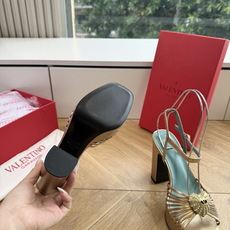 G289VALENTINO华伦天奴经典凉鞋单鞋春夏VLOGO SIGNATURE鞋型线条流畅.版型超赞上 G289VALENTINO华伦天奴经典凉鞋单鞋春夏VLOGO SIGNATURE鞋型线条流畅.版型超赞上