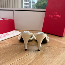 G289VALENTINO华伦天奴经典凉鞋单鞋春夏VLOGO SIGNATURE鞋型线条流畅.版型超赞上 G289VALENTINO华伦天奴经典凉鞋单鞋春夏VLOGO SIGNATURE鞋型线条流畅.版型超赞上