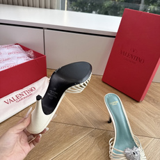G289VALENTINO华伦天奴经典凉鞋单鞋春夏VLOGO SIGNATURE鞋型线条流畅.版型超赞上 G289VALENTINO华伦天奴经典凉鞋单鞋春夏VLOGO SIGNATURE鞋型线条流畅.版型超赞上