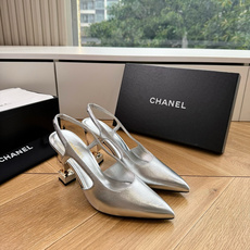 G238😀CHANEL* 香奈儿小香2026专柜同步新款高跟鞋单鞋凉鞋极简设计 超好搭配的日常款、无论高 G238😀CHANEL* 香奈儿小香2026专柜同步新款高跟鞋单鞋凉鞋极简设计 超好搭配的日常款、无论高