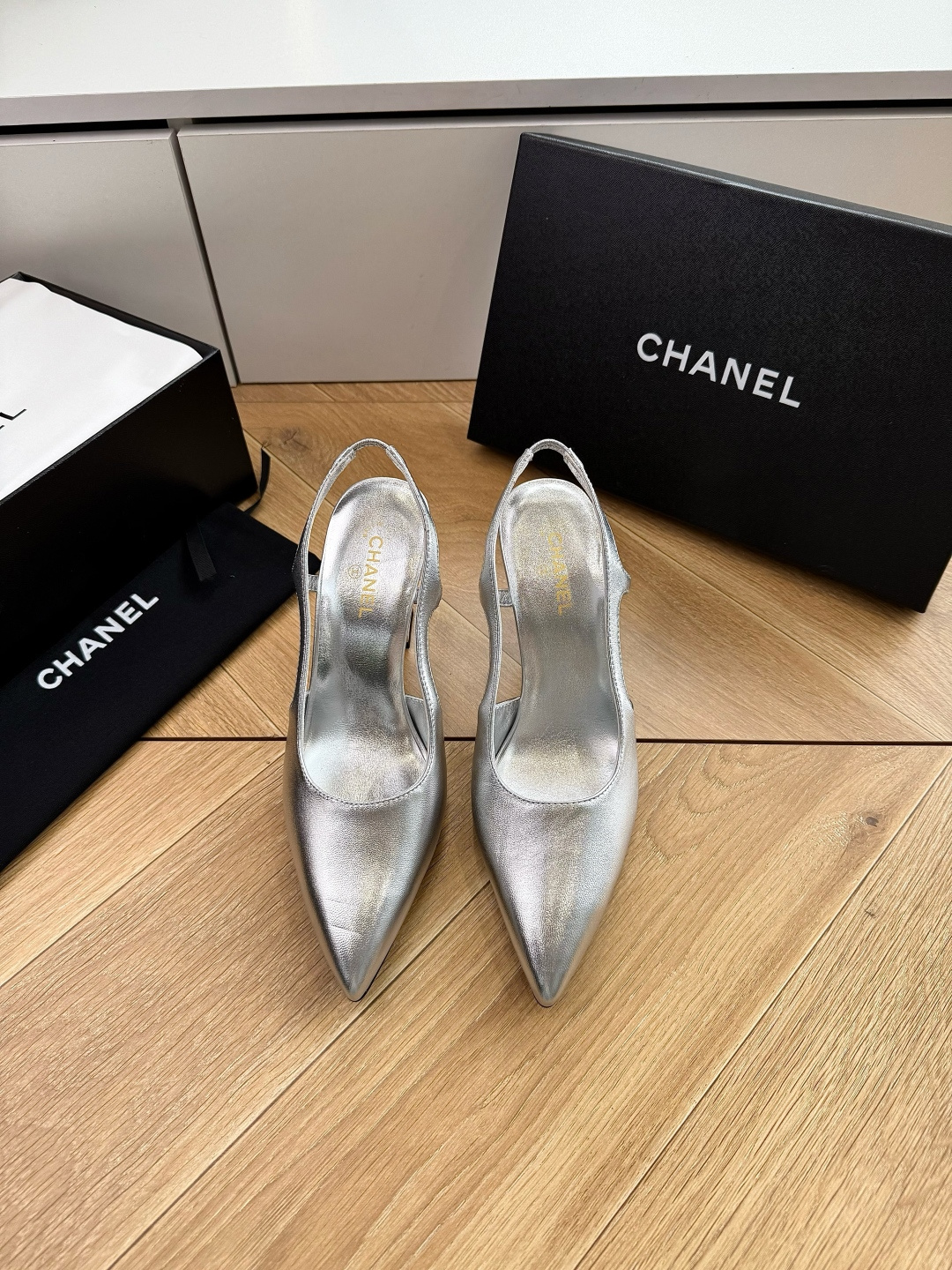 G238😀CHANEL* 香奈儿小香2026专柜同步新款高跟鞋单鞋凉鞋极简设计 超好搭配的日常款、无论高