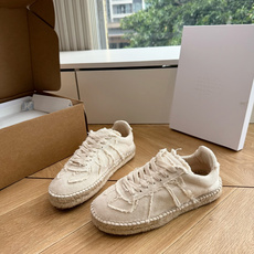 G879顶级品质MaisonMargiela MM6 马吉拉 做旧厚底 德训鞋 休闲 运动鞋这一款德国训 G879顶级品质MaisonMargiela MM6 马吉拉 做旧厚底 德训鞋 休闲 运动鞋这一款德国训