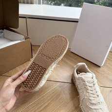 G879顶级品质MaisonMargiela MM6 马吉拉 做旧厚底 德训鞋 休闲 运动鞋这一款德国训 G879顶级品质MaisonMargiela MM6 马吉拉 做旧厚底 德训鞋 休闲 运动鞋这一款德国训