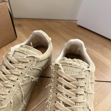 G879顶级品质MaisonMargiela MM6 马吉拉 做旧厚底 德训鞋 休闲 运动鞋这一款德国训 G879顶级品质MaisonMargiela MM6 马吉拉 做旧厚底 德训鞋 休闲 运动鞋这一款德国训