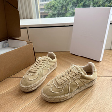 G879顶级品质MaisonMargiela MM6 马吉拉 做旧厚底 德训鞋 休闲 运动鞋这一款德国训 G879顶级品质MaisonMargiela MM6 马吉拉 做旧厚底 德训鞋 休闲 运动鞋这一款德国训
