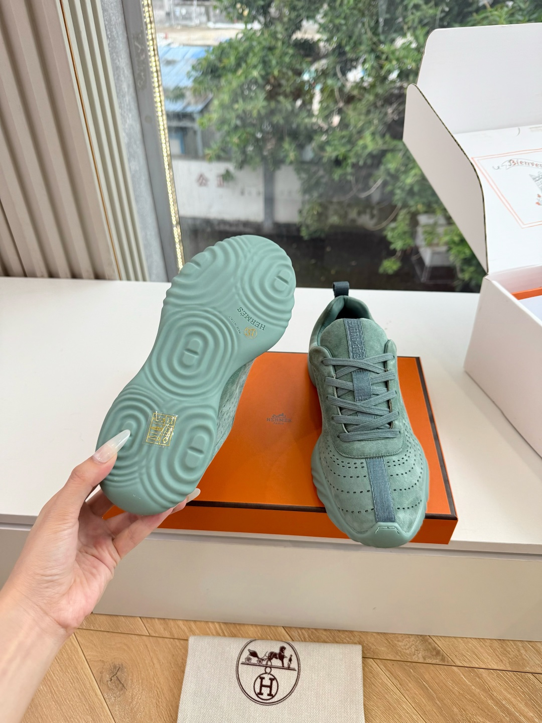 带飞机盒😀G588Hermes爱马仕 H家 Neon系列 情侣款 休闲 运动鞋 小白鞋运动风格山羊皮运动