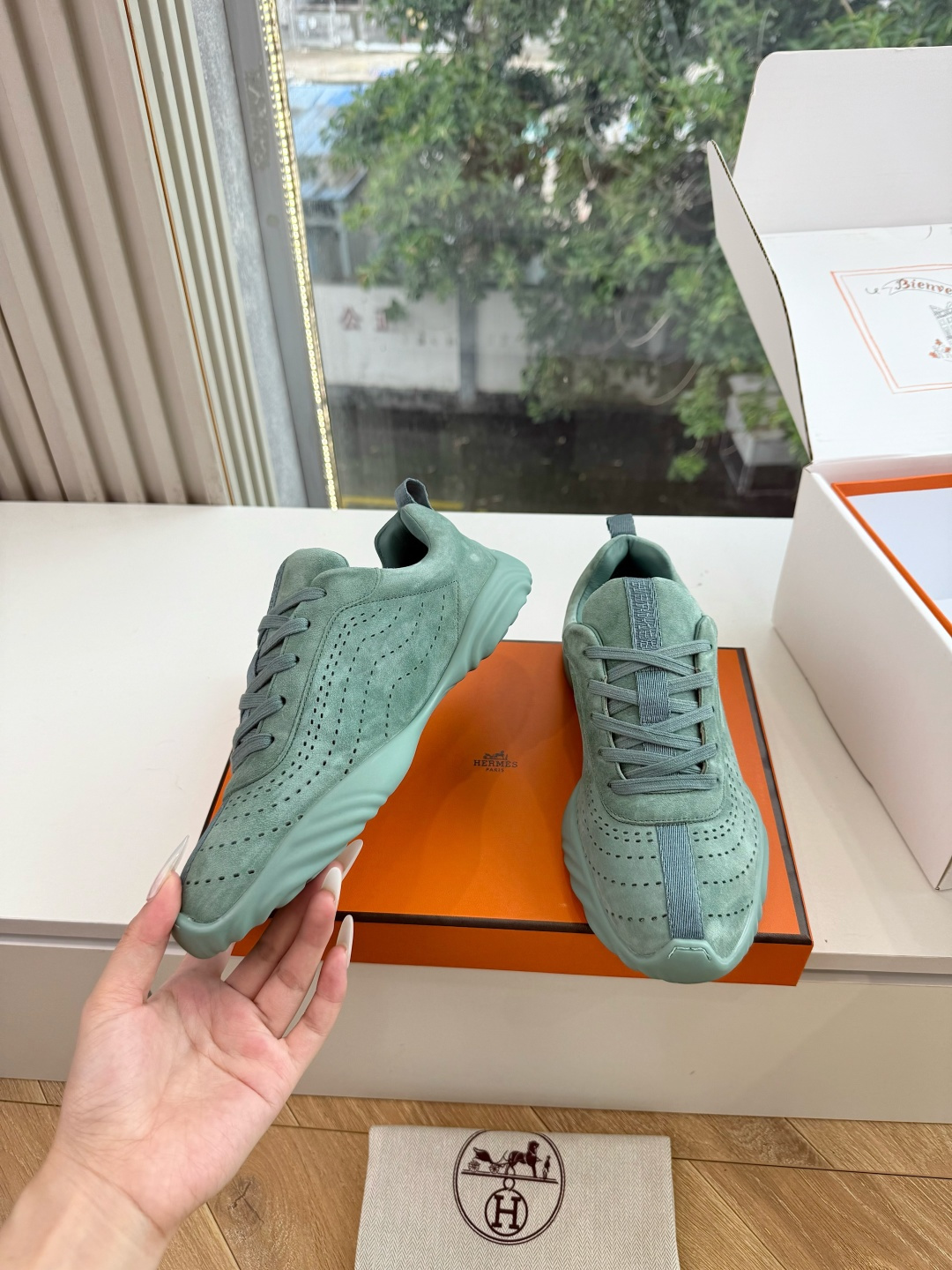 带飞机盒😀G588Hermes爱马仕 H家 Neon系列 情侣款 休闲 运动鞋 小白鞋运动风格山羊皮运动