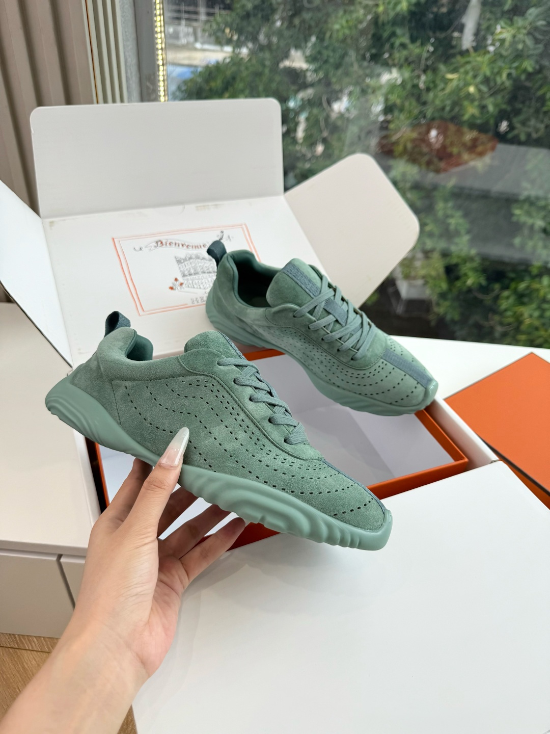 带飞机盒😀G588Hermes爱马仕 H家 Neon系列 情侣款 休闲 运动鞋 小白鞋运动风格山羊皮运动
