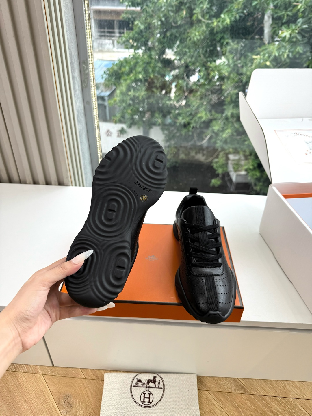 带飞机盒😀G588Hermes爱马仕 H家 Neon系列 情侣款 休闲 运动鞋 小白鞋运动风格山羊皮运动