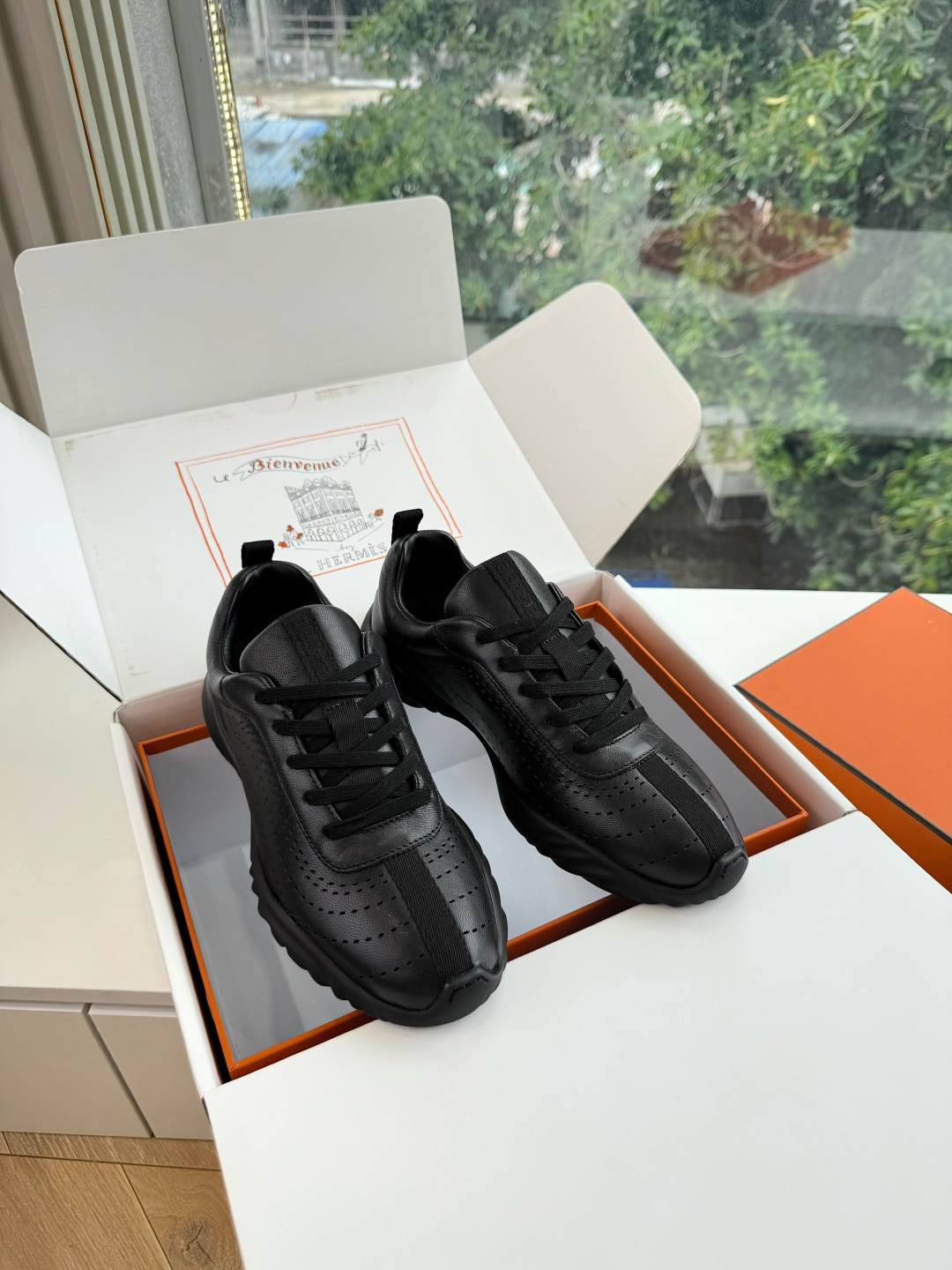 带飞机盒😀G588Hermes爱马仕 H家 Neon系列 情侣款 休闲 运动鞋 小白鞋运动风格山羊皮运动