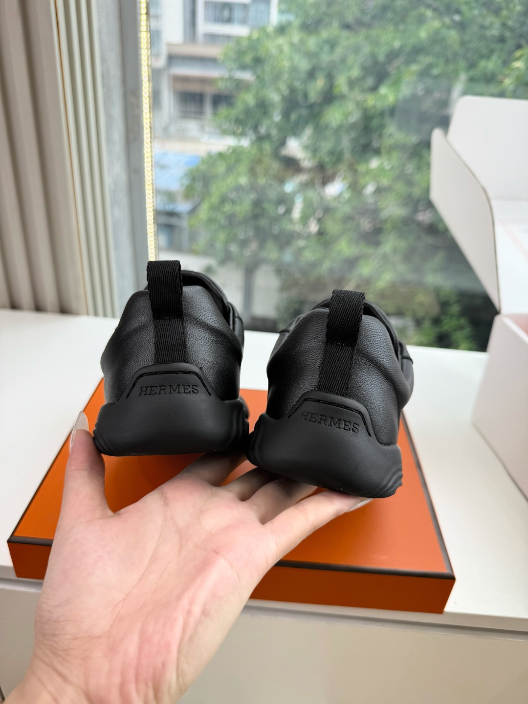 带飞机盒😀G588Hermes爱马仕 H家 Neon系列 情侣款 休闲 运动鞋 小白鞋运动风格山羊皮运动
