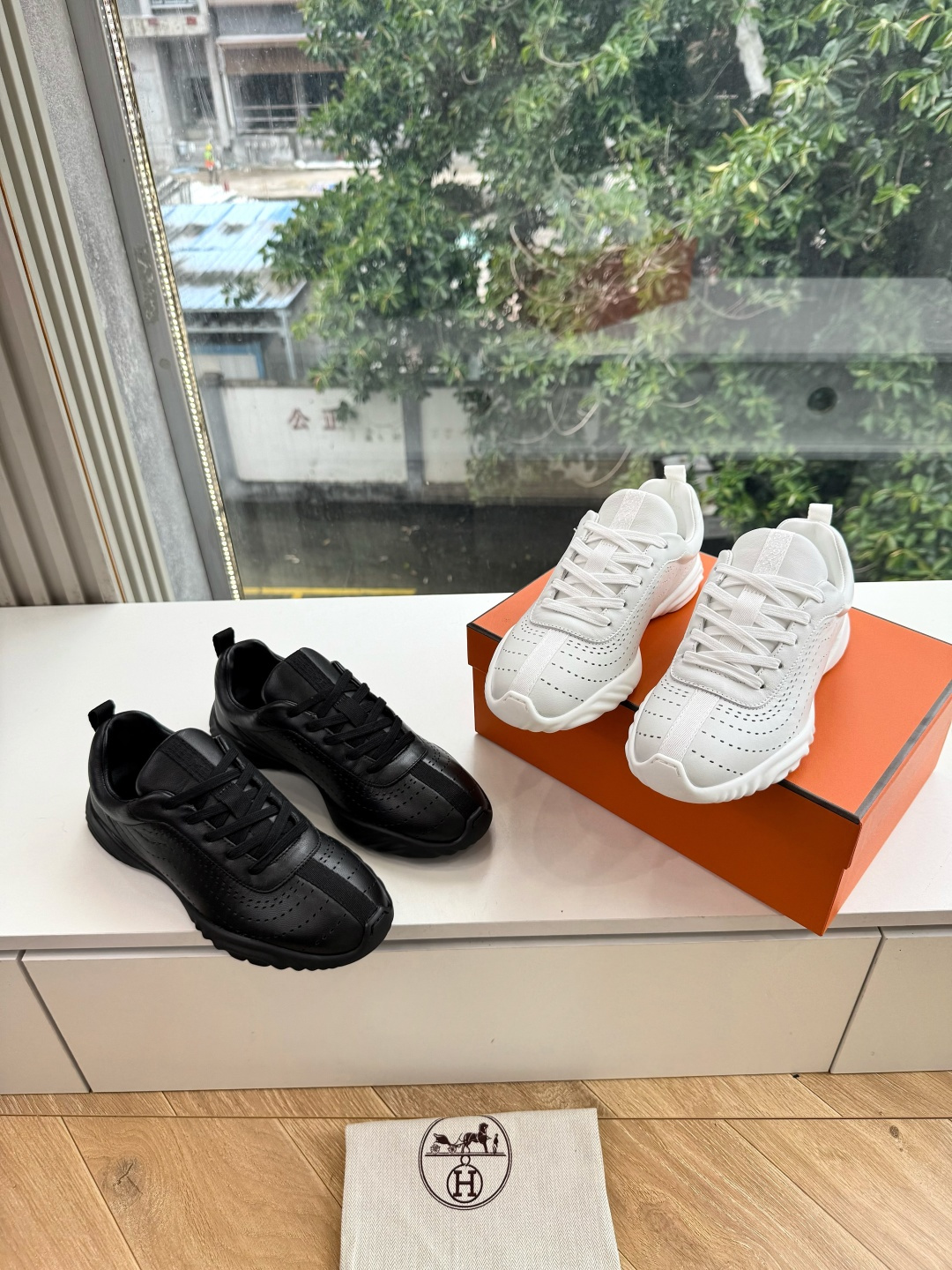 带飞机盒😀G588Hermes爱马仕 H家 Neon系列 情侣款 休闲 运动鞋 小白鞋运动风格山羊皮运动