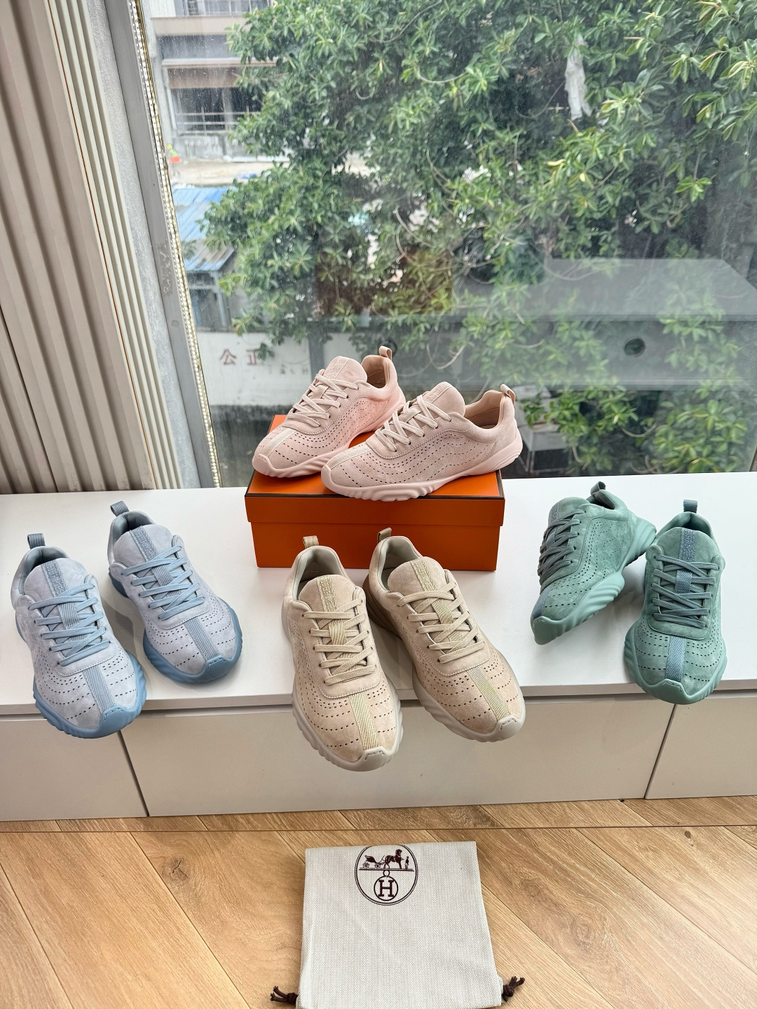 带飞机盒😀G588Hermes爱马仕 H家 Neon系列 情侣款 休闲 运动鞋 小白鞋运动风格山羊皮运动