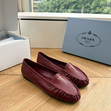 G887统一飞机盒顶级品质所见即所得Prada/普拉达26WF早春新品复古三角标褶皱粗跟平底玛丽珍鞋单鞋 G887统一飞机盒顶级品质所见即所得Prada/普拉达26WF早春新品复古三角标褶皱粗跟平底玛丽珍鞋单鞋