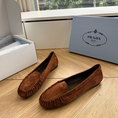 G887统一飞机盒顶级品质所见即所得Prada/普拉达26WF早春新品复古三角标褶皱粗跟平底玛丽珍鞋单鞋 G887统一飞机盒顶级品质所见即所得Prada/普拉达26WF早春新品复古三角标褶皱粗跟平底玛丽珍鞋单鞋