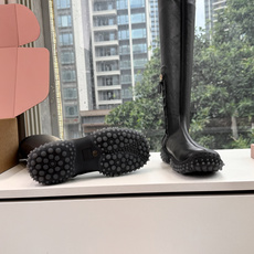 G027断货王爆款 Miumiu谬谬miumiu26秋冬弹力长靴订了好久了,都忘了这双鞋了,终于到货了。 G027断货王爆款 Miumiu谬谬miumiu26秋冬弹力长靴订了好久了,都忘了这双鞋了,终于到货了。
