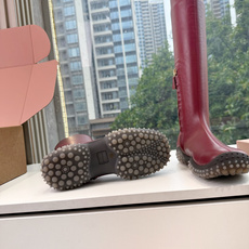 G027断货王爆款 Miumiu谬谬miumiu26秋冬弹力长靴订了好久了,都忘了这双鞋了,终于到货了。 G027断货王爆款 Miumiu谬谬miumiu26秋冬弹力长靴订了好久了,都忘了这双鞋了,终于到货了。