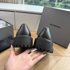 G261对版代购级别Balenciaga巴黎世家2026毒液Venom英伦复古深口厚底单鞋 请认准高版本 G261对版代购级别Balenciaga巴黎世家2026毒液Venom英伦复古深口厚底单鞋 请认准高版本