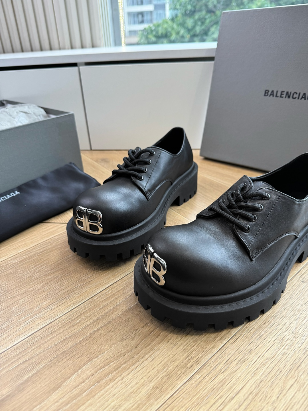 G261对版代购级别Balenciaga巴黎世家2026春毒液Venom英伦复古深口厚底单鞋 请认准高版