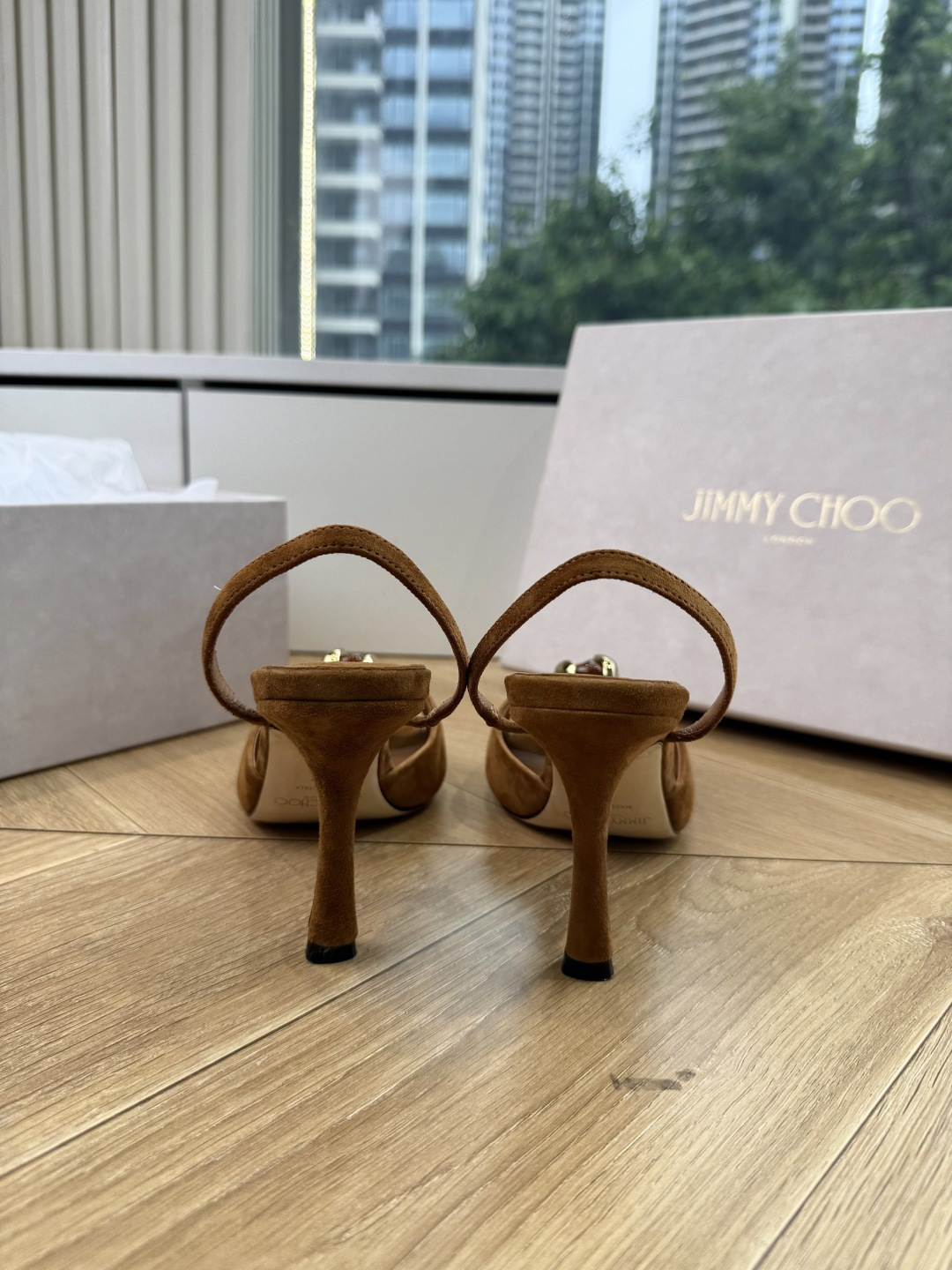 G987所见即所得JimmyCho*吉米周2026爆品高跟凉鞋高跟鞋 这也太仙了叭，像艺术品一样美到窒息