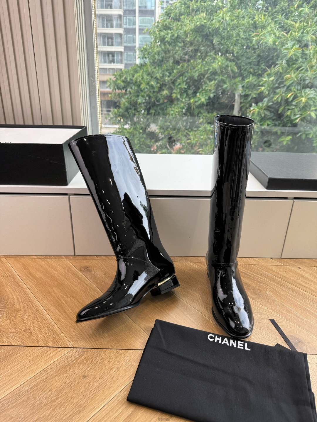 G238😀代购级别CHANEL 香奈儿*小香秋冬新款裤靴骑士靴库靴这款骑士靴真的是帅气时尚的代表，靴筒C