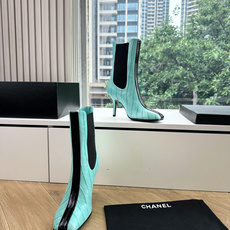 G238级CHANE*2026小香奈儿切尔西短靴妥妥的自留款!!比经典款Slingback舒服太多啦!每 G238级CHANE*2026小香奈儿切尔西短靴妥妥的自留款!!比经典款Slingback舒服太多啦!每