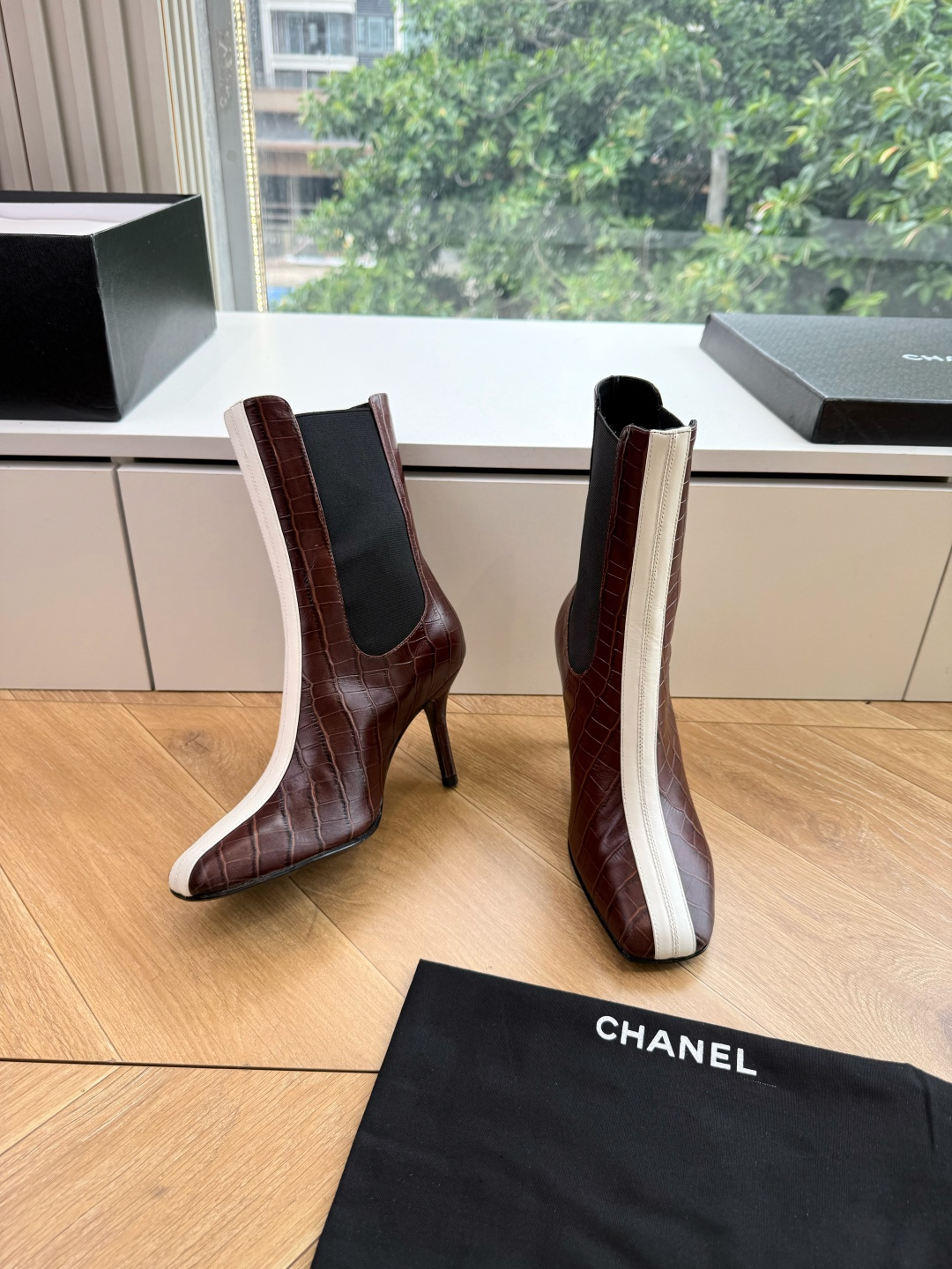 G238级CHANE*2026小香奈儿切尔西短靴妥妥的自留款！！比经典款Slingback舒服太多啦！每