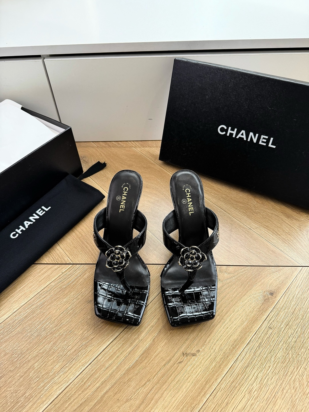 G238😀CHANEL* 香奈儿小香2026专柜同步新款高跟鞋凉鞋极简设计 超好搭配的日常款、无论高度 